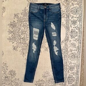 Hollister High-Rise Skinny Jeans